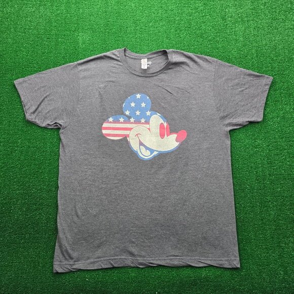 Disney‎ Mickey Mouse Tshirt Mens XL Gray Short Sleeve 4th of July Patriotic Flag - Picture 1 of 8